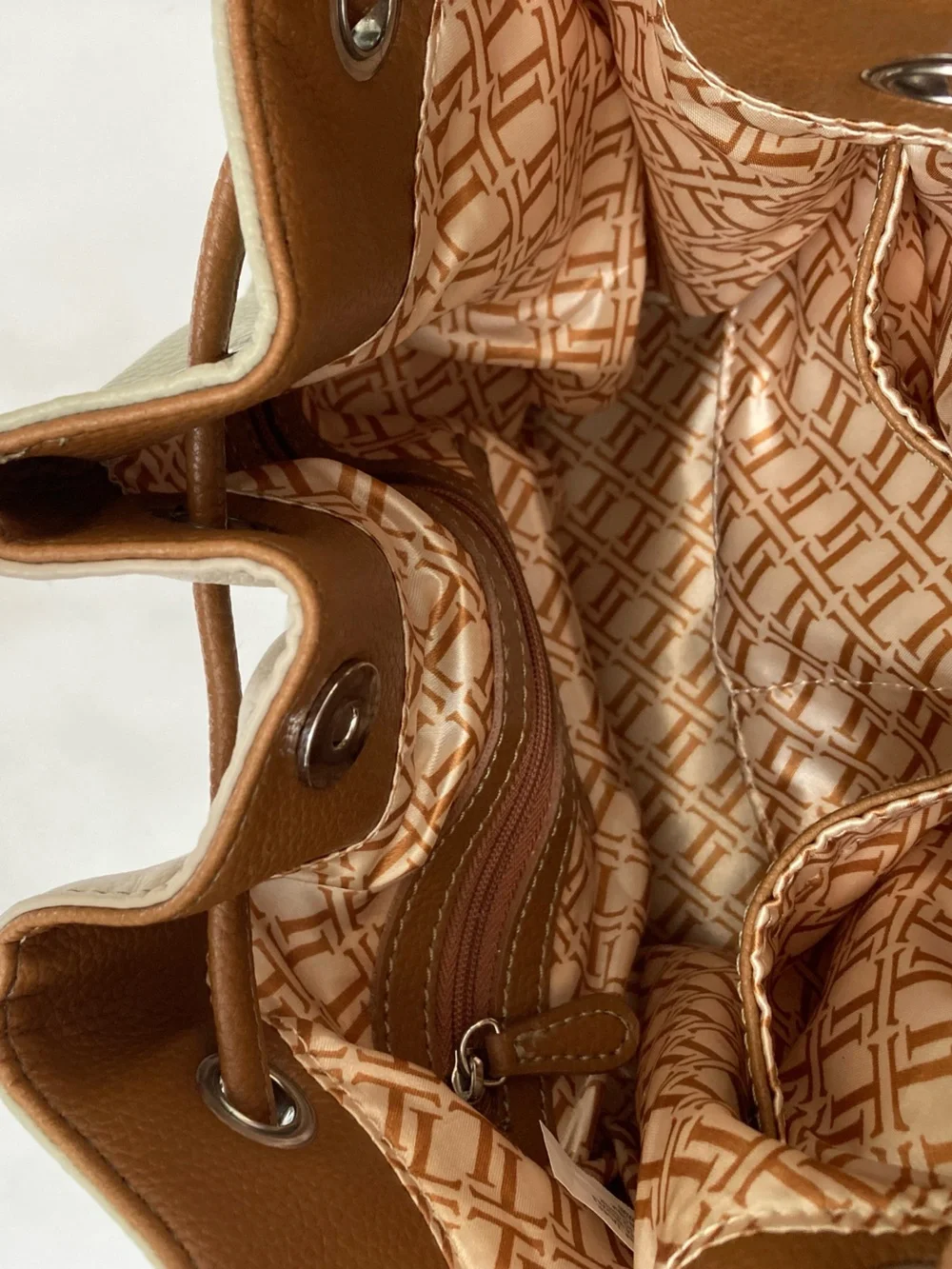 Tignanello Two-Tone Cream & Tan Leather Drawstring Bucket Bag Hobo Purse